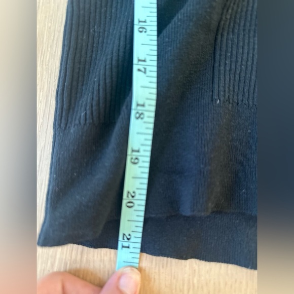J.Crew Collared Tencel Black Short Sleeve Black Sweater Size Small  1546 - Picture 8 of 9